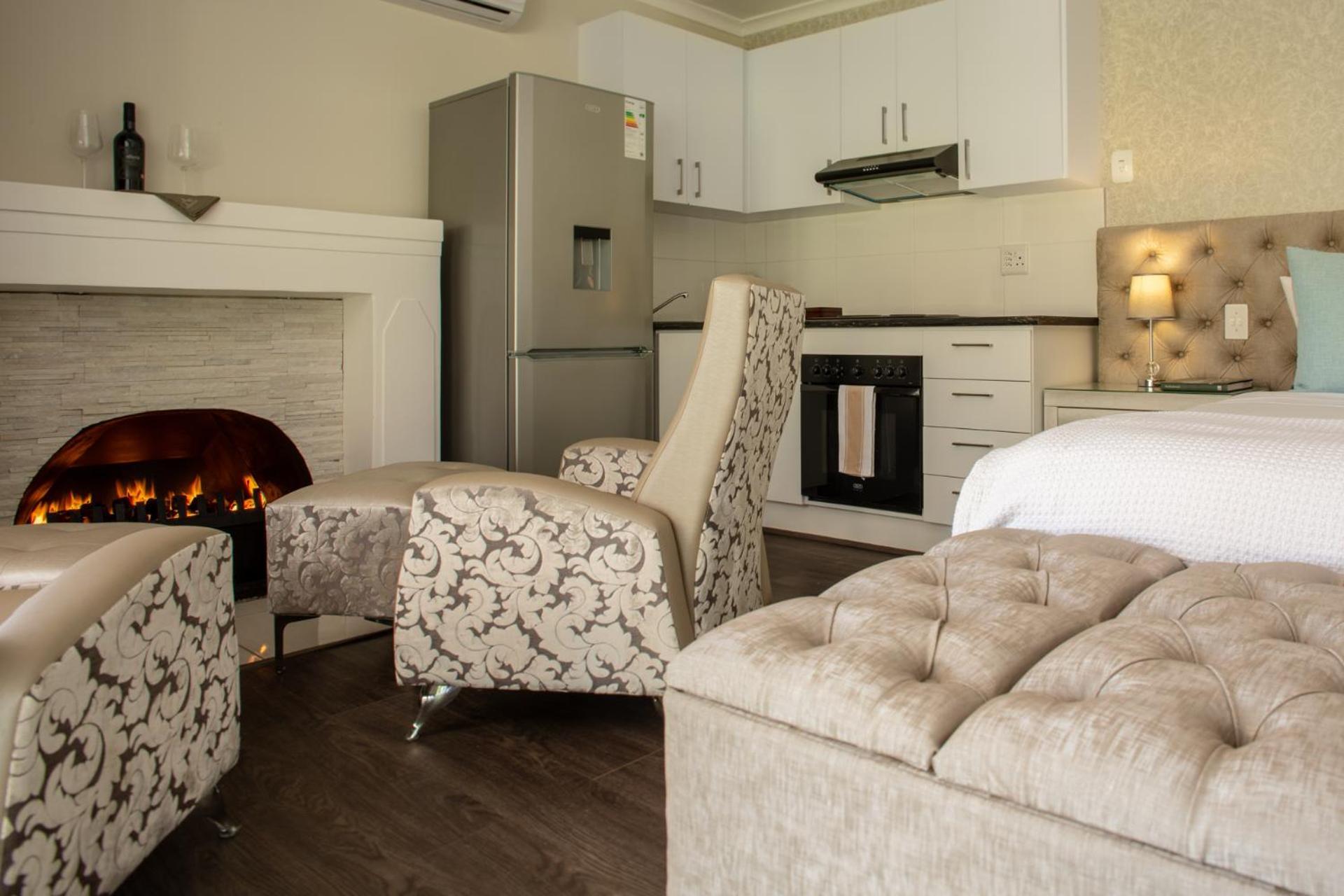 Alluvia Boutique Winery & Luxury Accommodation 斯泰伦博斯 客房 照片 A suite at the Cape Heritage